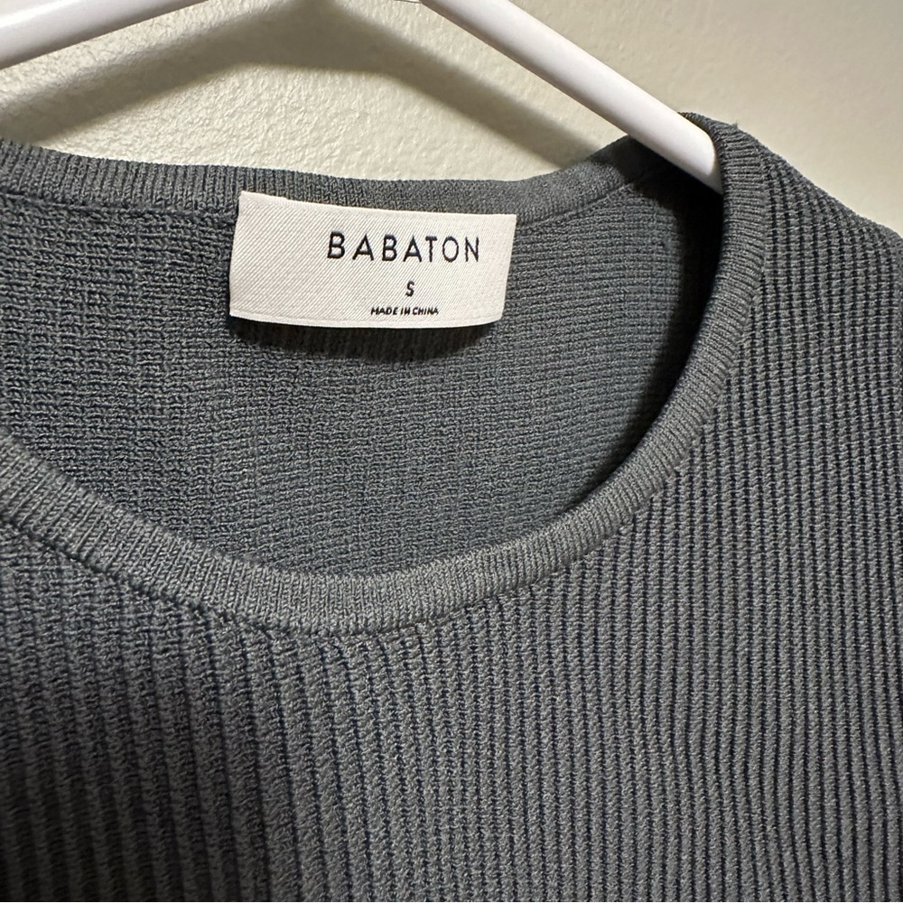 ARITZIA Babaton
Sculpt Knit Racer Cropped Tank, Smoky Emerald Green - Picture 3 of 5